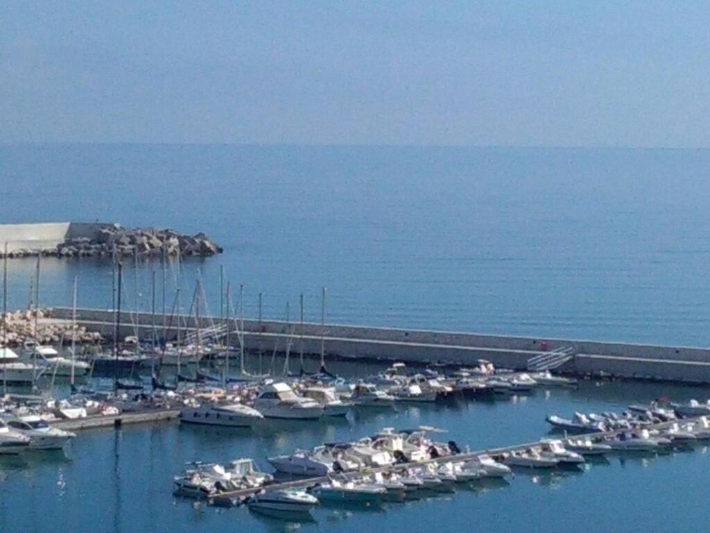 La Stanza Vicino Al Mare , Una Camera Da Letto E Bagno Con Balcone Vista Mare Balestrate Exterior foto